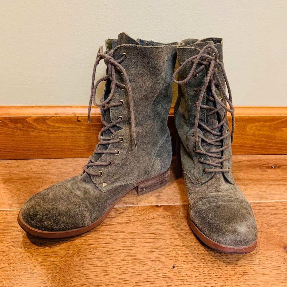 Suede Hunter Green Boots